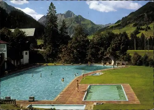 Ak Riezlern Mittelberg Vorarlberg, Schwimmbad, Widderstein, Heuberg