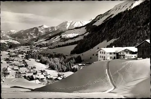 Ak Hirschegg Mittelberg im Kleinwalsertal Vorarlberg, Ferienheim Schlössle