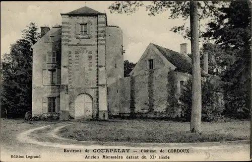 Ak Cordoux Seine et Marne, Le Chateau, Ancien Monastere