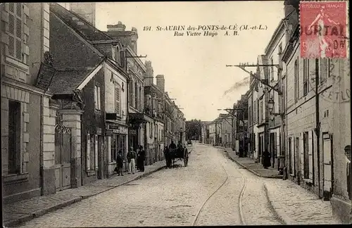 Ak Saint Aubin des Ponts de Cé Maine-et-Loire, Rue Victor Hugo