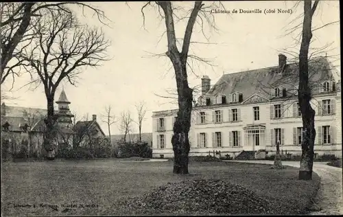 Ak Douaville Yvelines, Le Chateau