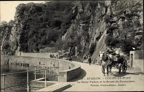 Ak Avallon Yonne, Cousin le Pont, Le Gour Vallon, La Route de Pontaubert, Kutsche