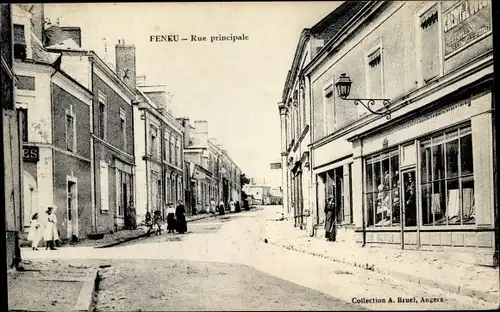 Ak Féneu Maine et Loire, Rue principale, Handlung