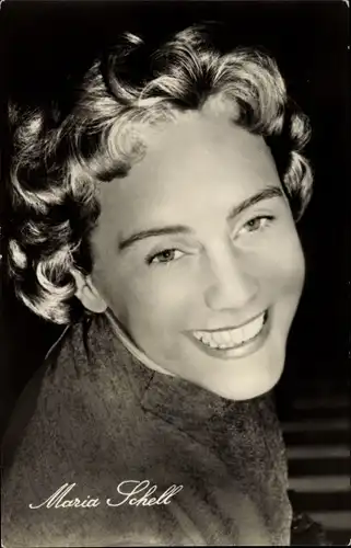 Ak Schauspielerin Maria Schell, Portrait