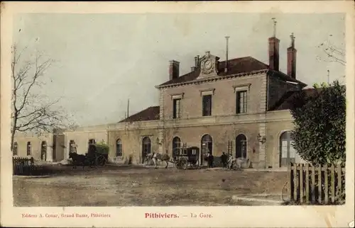 Ak Pithiviers Loiret, La Gare