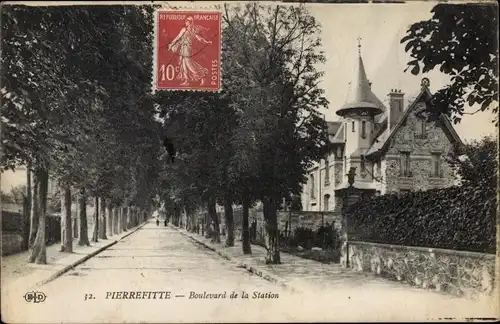 Ak Pierrefitte Seine Saint Denis, Boulevard de la Station