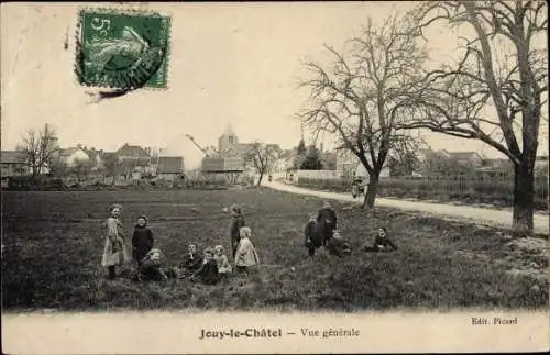 Ak Jouy le Châtel, Gesamtansicht, Kinder auf der Wiese