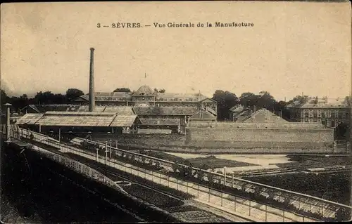 Ak Sèvres Hauts-de-Seine, Vue Generale de la Manufacture