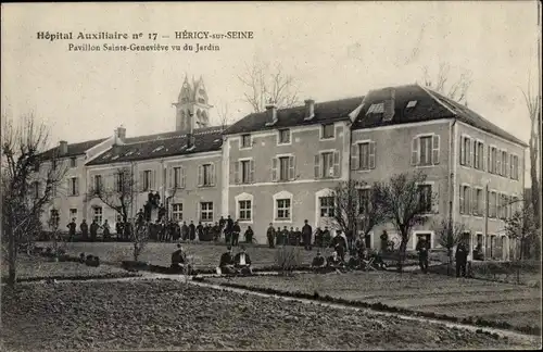 Ak Hericy Seine et Marne, Hôpital Auxilaire no 17, Pavillon Sainte Geneviève vu du Jardin