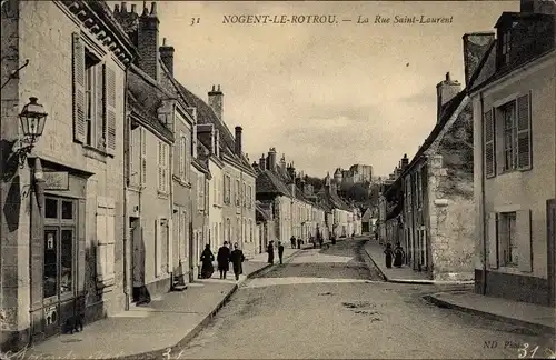 Ak Nogent le Rotrou Eure et Loir, La Rue Saint Laurent