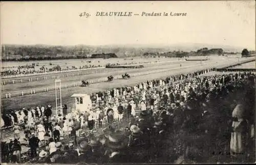 Ak Deauville Calvados, Pendant la Course