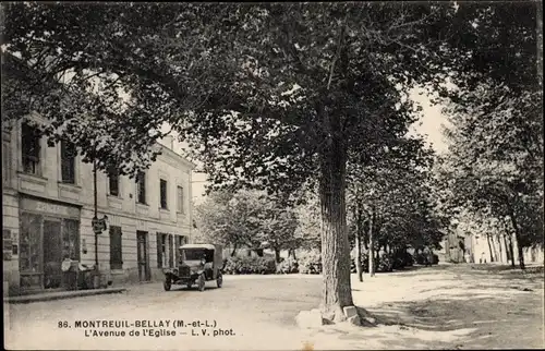 Ak Montreuil Bellay Maine et Loire, L'Avenue de l'Église