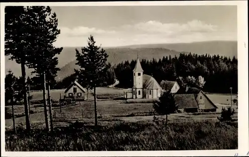 Ak Kniebis Freudenstadt im Nordschwarzwald, Kirche, Wald