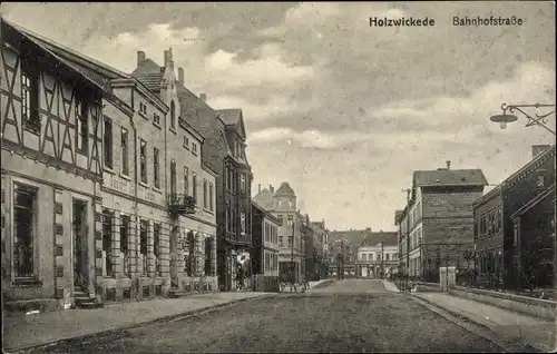 Ak Holzwickede im Ruhrgebiet, Bahnhofstraße, Gasthof