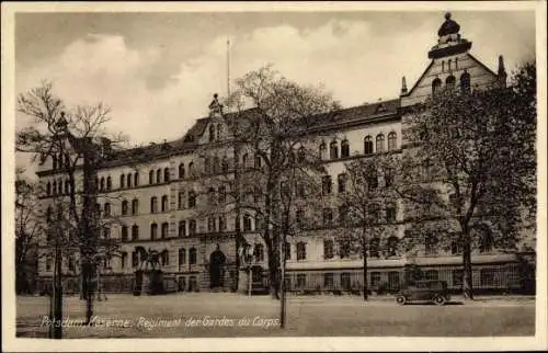 Ak Potsdam in Brandenburg, Blick auf die Kaserne, Regiment der Gardes du Corps