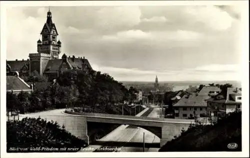 Ak Wald Potsdam in Brandenburg, Blick auf den Ort mit Reichsarchiv, neue Brücke