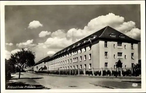 Ak Potsdam in Brandenburg, Partie an der Kriegsschule