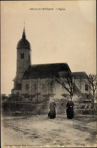 Ak Neuilly l'Eveque Haute Marne, L'Eglise