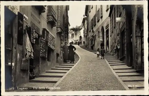 Foto Ak Lugano Kanton Tessin Schweiz, Via della Cattedrale