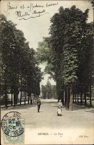 Ak Sèvres Hauts-de-Seine, Le Parc