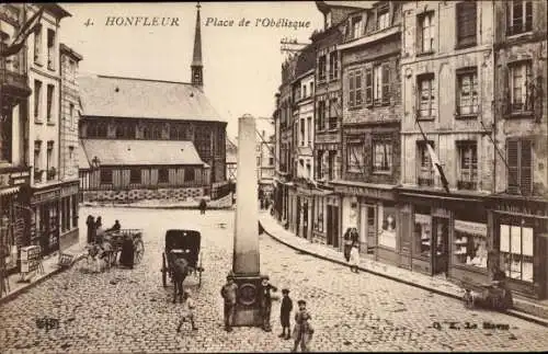 Ak Honfleur Calvados, Place de l'Obélisque