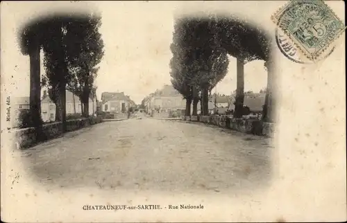 Ak Chateauneuf sur Sarthe Maine-et-Loire, Rue Nationale