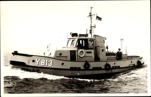 Foto Ak Deutsches Kriegsschiff, Y 813, Mellum, Hafenschlepper, Bundesmarine