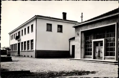 Ak Lapeyrouse Mornay Drome, Ecole et Salle des Fetes