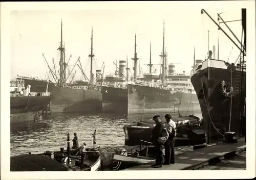 Ak Hamburg Mitte, Kaiser Wilhelm Hafen, Dampfer Tirpitz