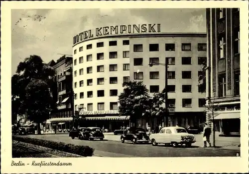 Ak Berlin Charlottenburg, Kurfürstendamm, Hotel Kempinski, Schloss Marquard, Autos