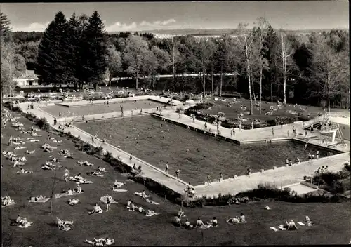 Ak Bad Wörishofen im Unterallgäu, Schwimmbad aus der Vogelschau