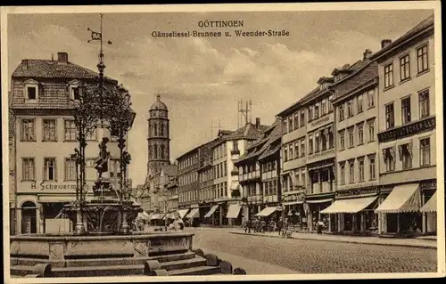 Ak Göttingen in Niedersachsen, Gänseliesel Brunnen, Weeder Straße