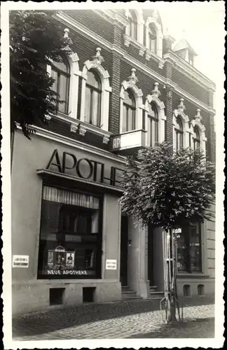 Foto Ak Frechen Nordrhein Westfalen, Straßenpartie mit Apotheke