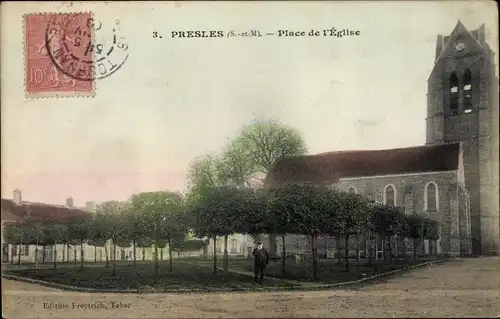 Ak Presles Seine et Marne, Place de l'Eglise