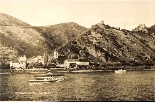 Ak Kamp Bornhofen am Rhein, Gesamtansicht, Salondampfer