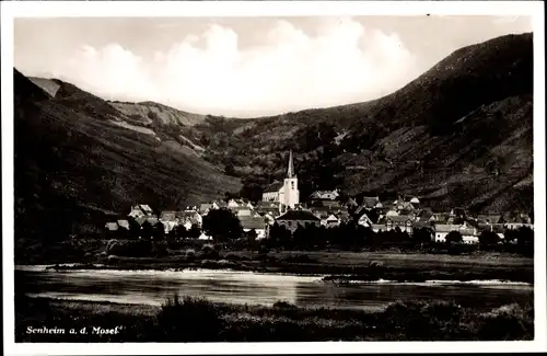 Ak Senheim an der Mosel, Gesamtansicht, Kirchturm