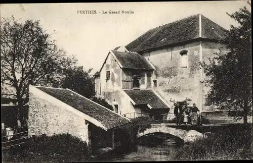 Ak Perthes Seine et Marne, Le Grand Moulin