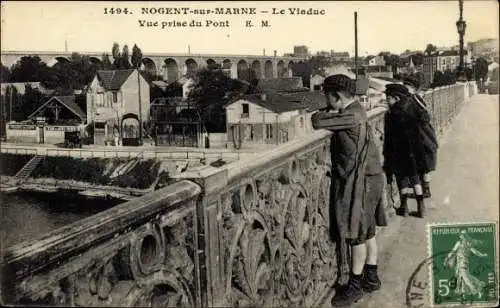 Ak Nogent sur Marne Val de Marne, Le Viaduc, Vue prise du Pont