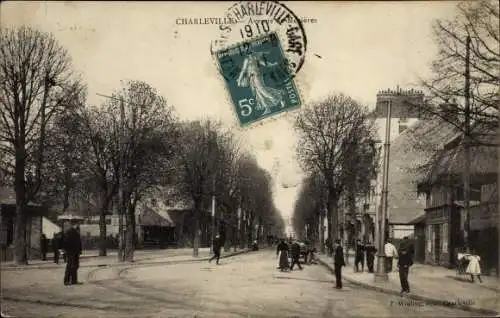 Ak Charleville Mézières Ardennes, Avenue de Mezieres