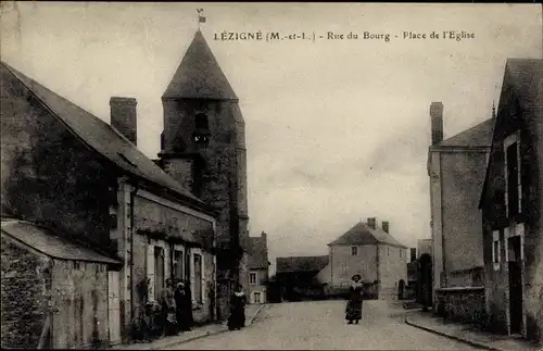 Ak Lézigné Maine-et-Loire, Rue du Bourg, Place de l'Eglise