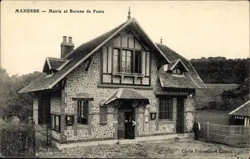 Ak Manerbe Calvados, Mairie et Bureau de Poste