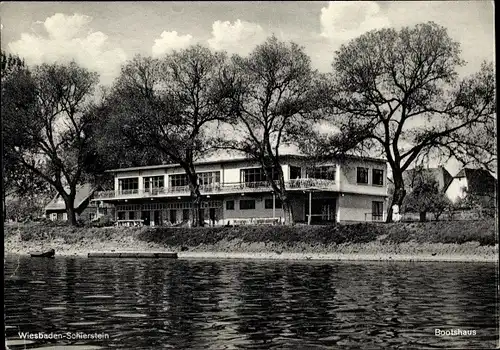 Ak Schierstein Wiesbaden in Hessen, Blick auf ein Bootshaus, Gewässer