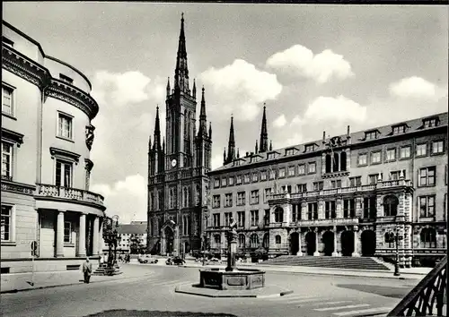 Ak Wiesbaden in Hessen, Rathaus, Marktkirche