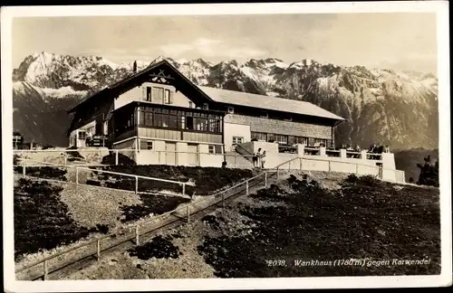 Ak Garmisch Partenkirchen in Oberbayern, Wankhaus gegen Karwendel