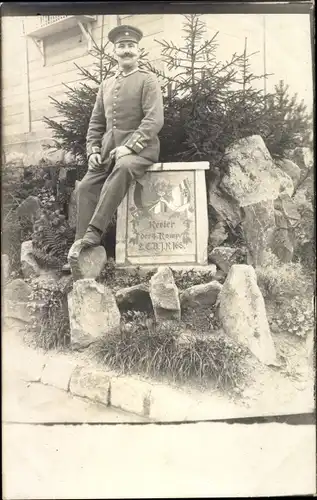 Foto Ak Deutscher Soldat in Uniform, Revier der 4. Komp. 2. Ers. Batl. Inf. Rgt. 168