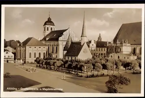 Ak Altötting in Oberbayern, Gnadenkapelle, Magdalenenkirche