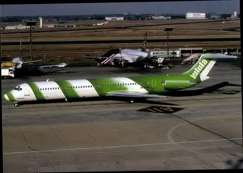 Ak Südafrikanisches Passagierflugzeug, Kulula, Douglas MD-82