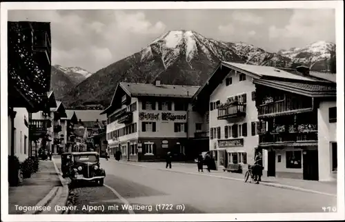 Ak Tegernsee in Oberbayern, Teilansicht vom Ort mit Wallberg im Hintergrund 