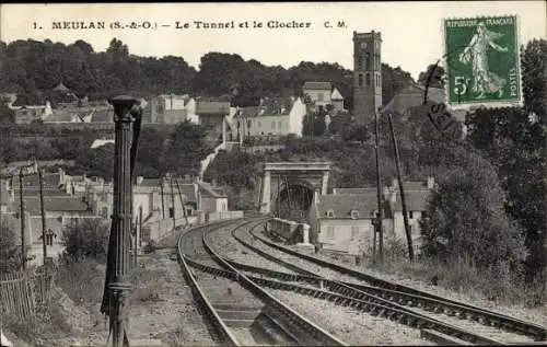 Ak Meulan en Yvelines, Le Tunnel, Le Clocher