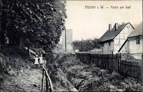 Ak Höxter an der Weser, Partie am Wall